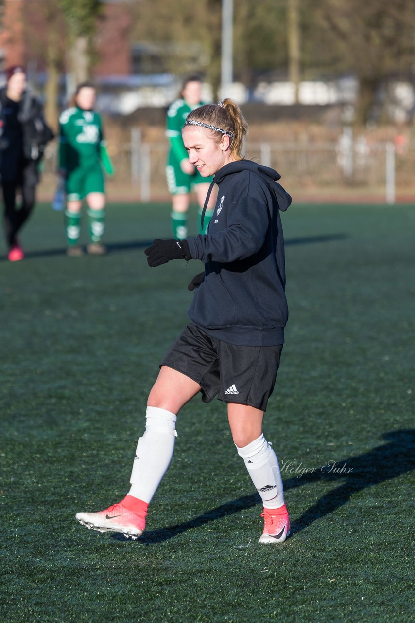 Bild 67 - Frauen SG Holstein Sued - SV Gruenweiss-Siebenbaeumen : Ergebnis: 0:2